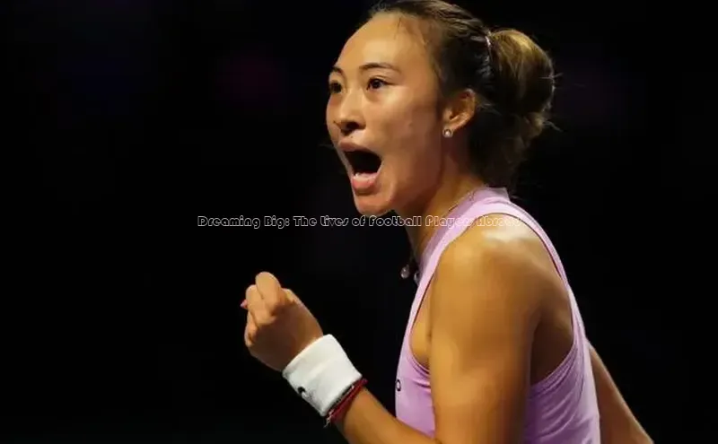 万向注册入口引力传媒Dreaming Big: The Lives of Football Players Abroad