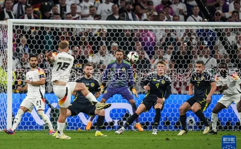 捕捉瞬间奇迹：专业运动赛事摄影相机推荐